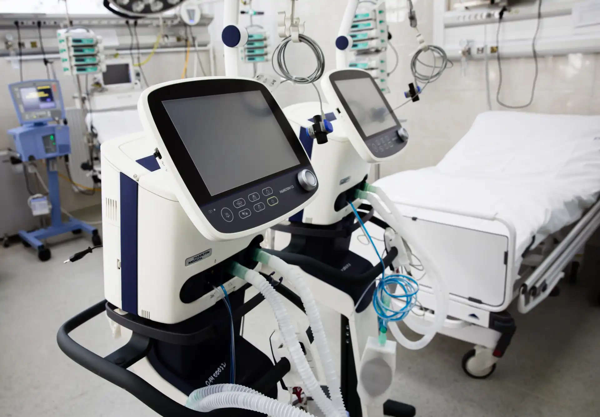 Equipamentos hospitalares e a importância da manutenção preventiva em clínicas